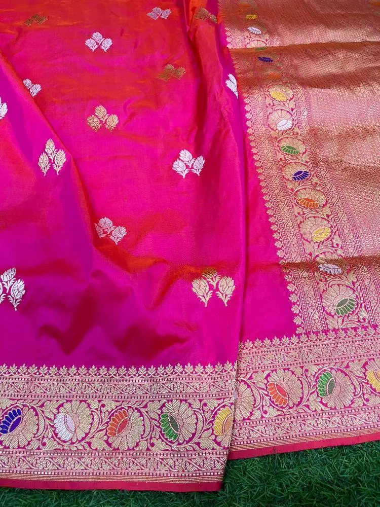 FUCHSIA-BANARASI-KATAN-SILK-HANDLOOM-SAREE-WITH-MEENAKARI-BORDER